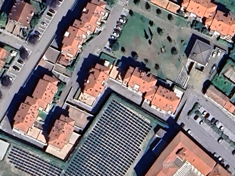 Immagine 11 di Appartamento in vendita  in Via Giorgio Perlasca a Felino