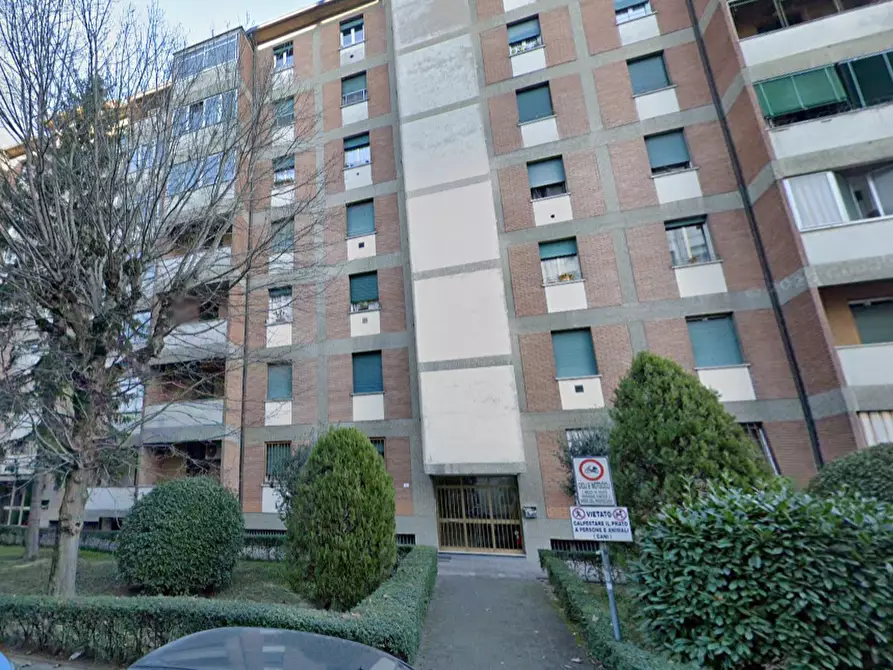 Immagine 7 di Appartamento in vendita  in Via Grazia Deledda a Bologna