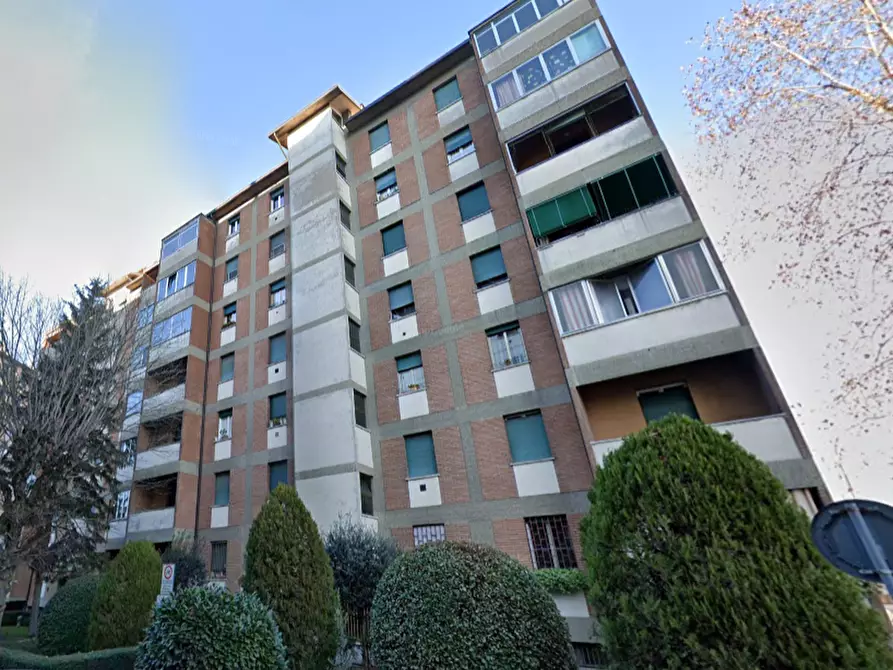 Immagine 8 di Appartamento in vendita  in Via Grazia Deledda a Bologna