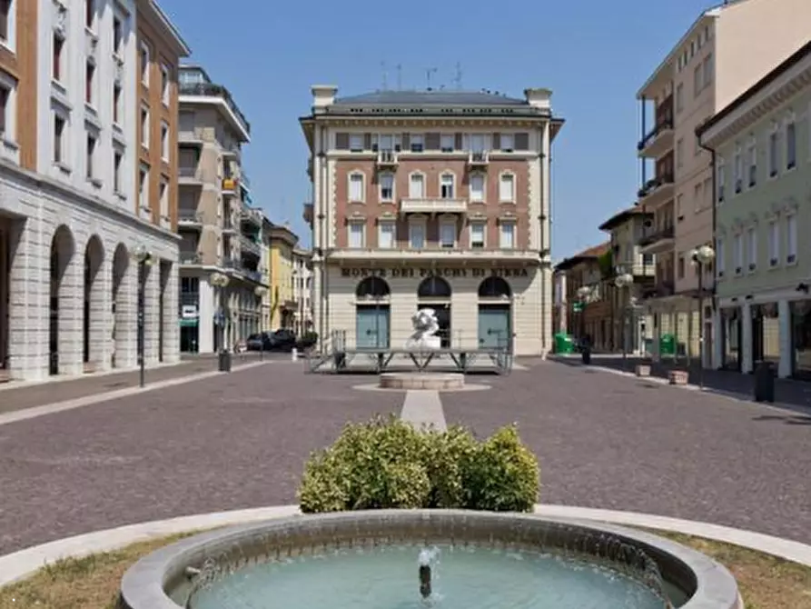 Immagine 19 di Appartamento in vendita  in Via Giovanni da Verrazzano a Verona