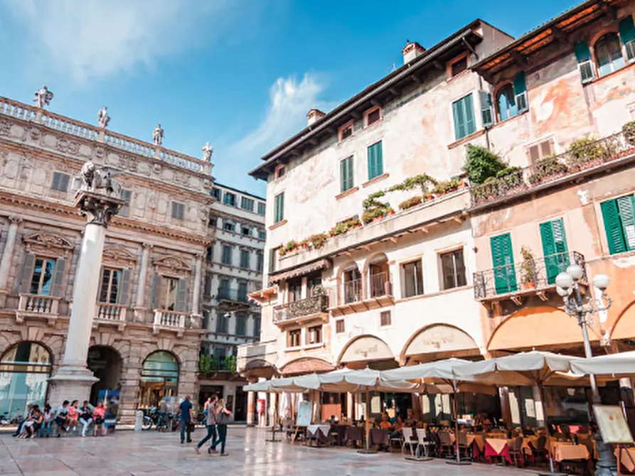 Immagine 23 di Appartamento in vendita  in Via Basso Acquar a Verona