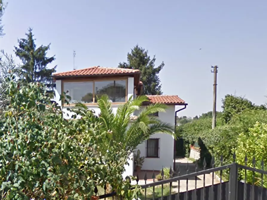 Immagine 6 di Appartamento in vendita  in Via Catalini a Velletri