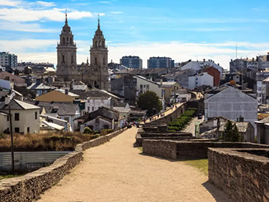 Immagine 2 di Casa indipendente in vendita  in Via Canaletto a Lugo