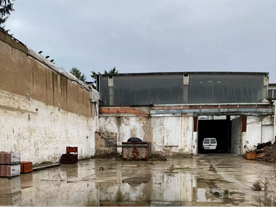 Immagine 2 di Capannone industriale in vendita  in Via Dante Alighieri a Magenta