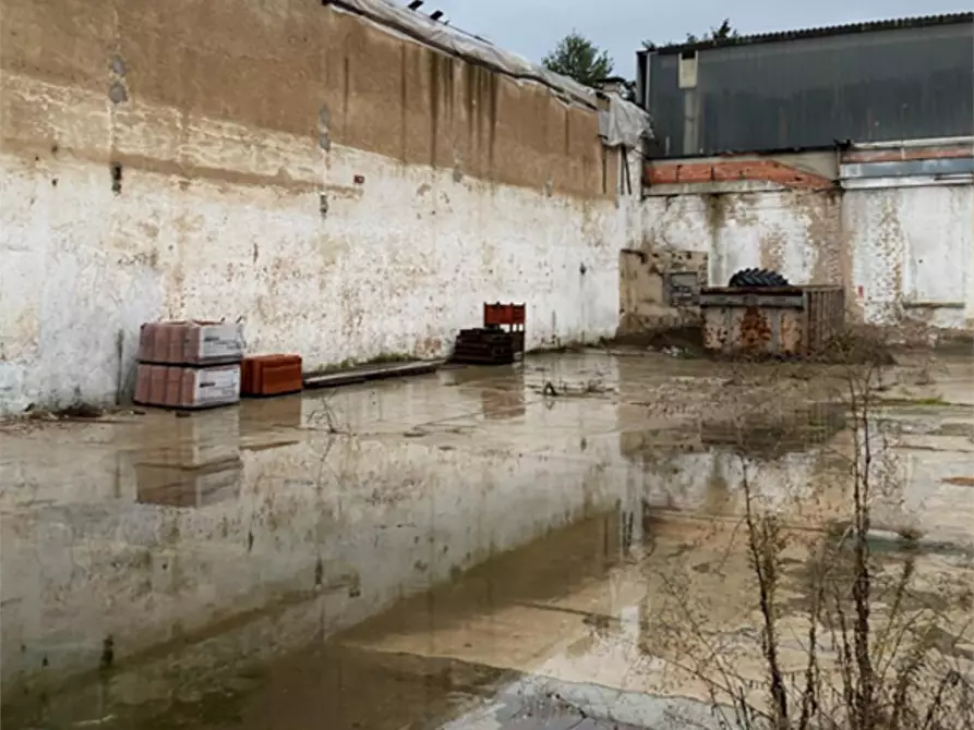 Immagine 3 di Capannone industriale in vendita  in Via Dante Alighieri a Magenta