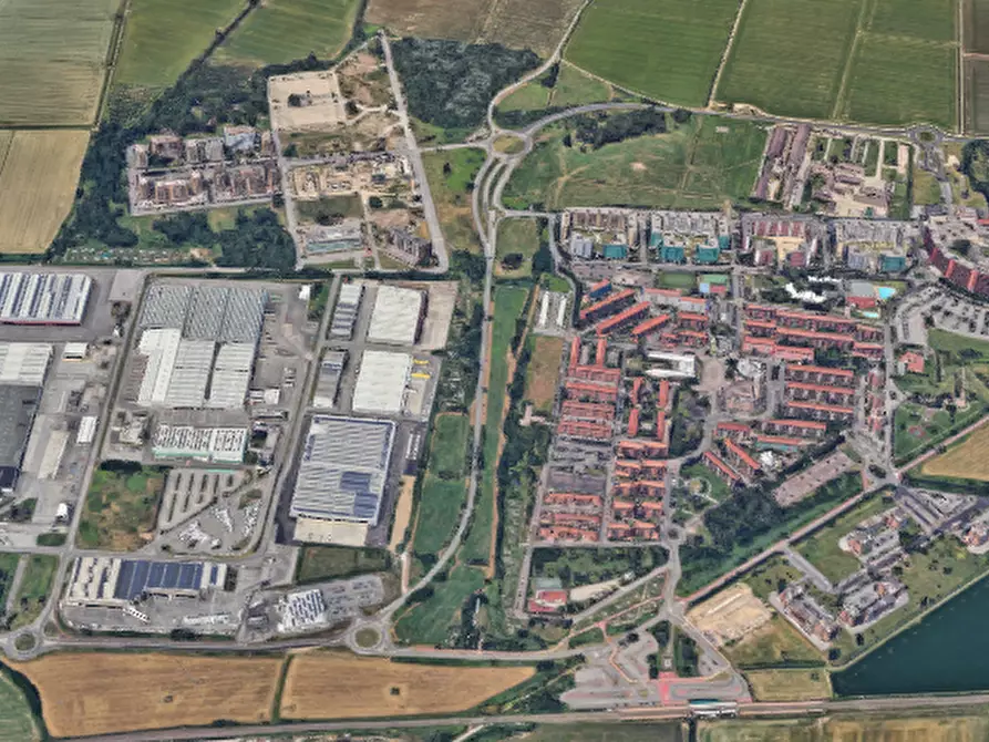 Immagine 3 di Laboratorio in vendita  in via Nilde Iotti a Pieve Emanuele