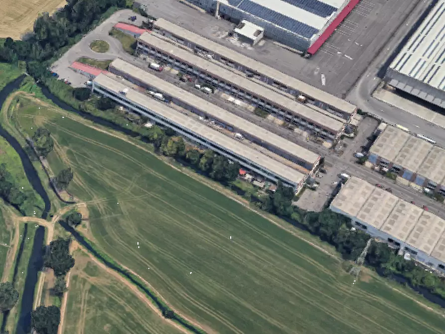 Immagine 7 di Laboratorio in vendita  in Via Nilde Iotti a Pieve Emanuele