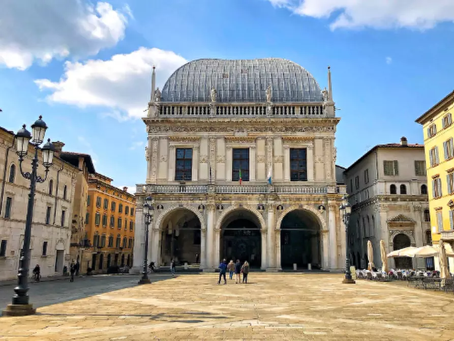 Immagine 4 di Appartamento in vendita  in Via Rose a Brescia