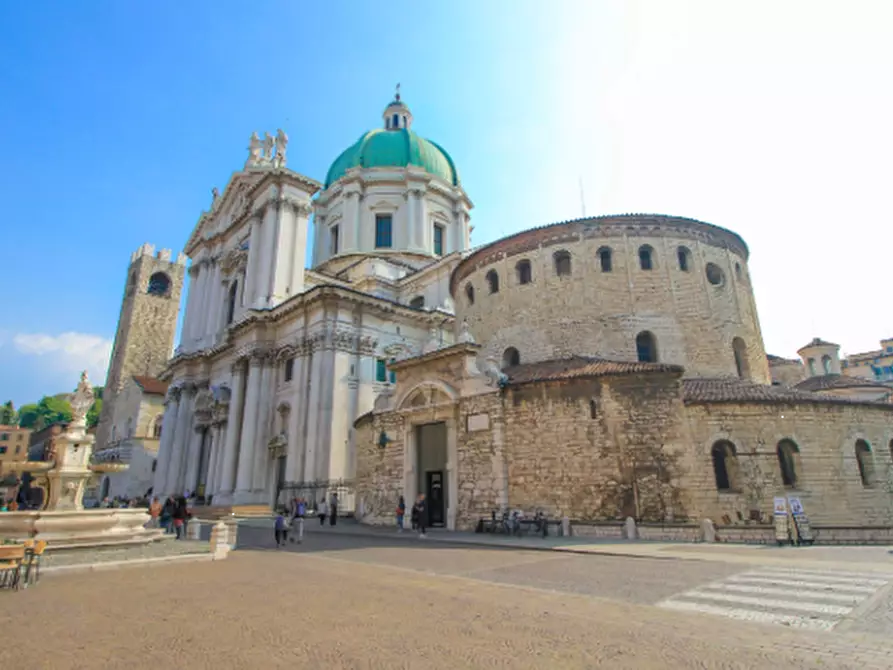 Immagine 20 di Appartamento in vendita  in Via Rose a Brescia