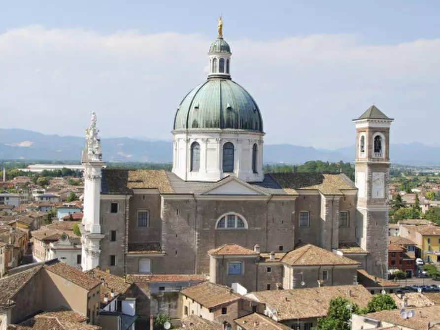 Immagine 24 di Appartamento in vendita  in Via Nino Bixio  a Brescia