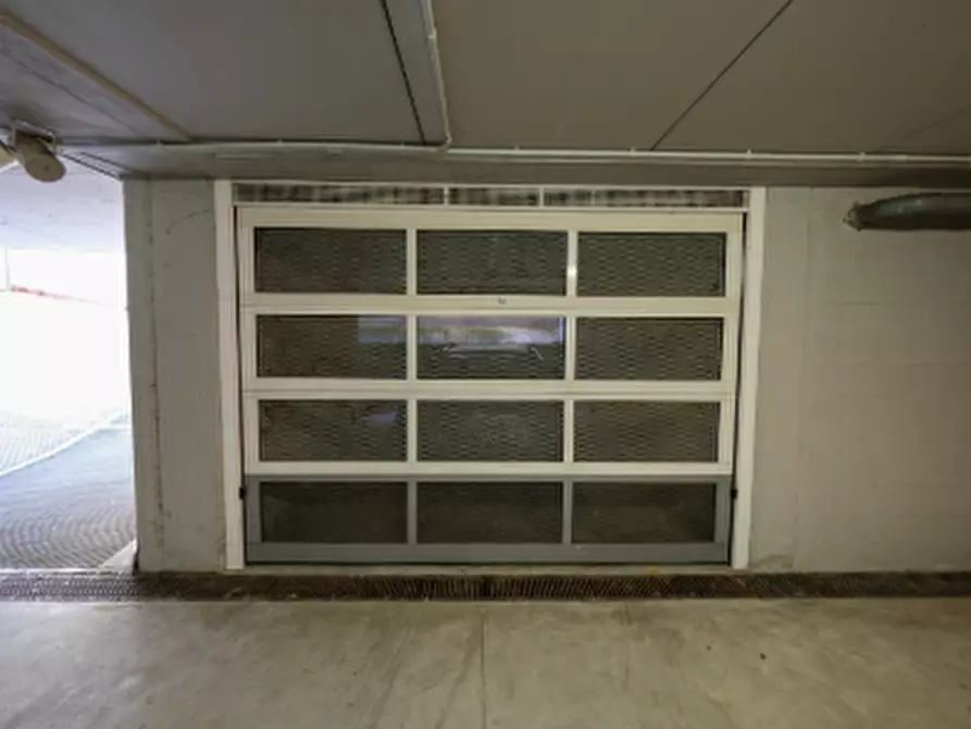 Immagine 1 di Garage in vendita  in Via Gaffurio  a Lodi