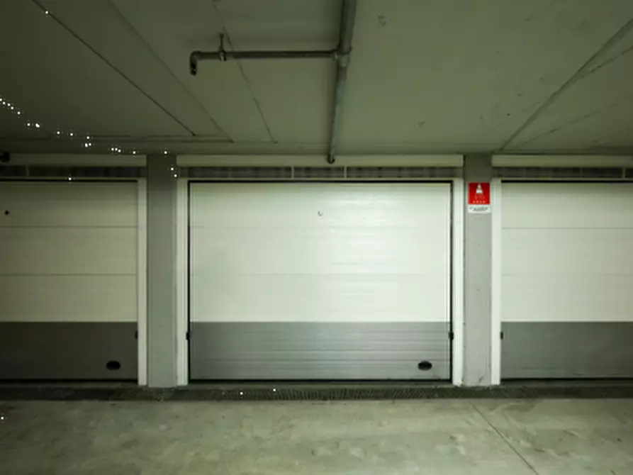 Immagine 1 di Garage in vendita  in Via Gaffurio  a Lodi