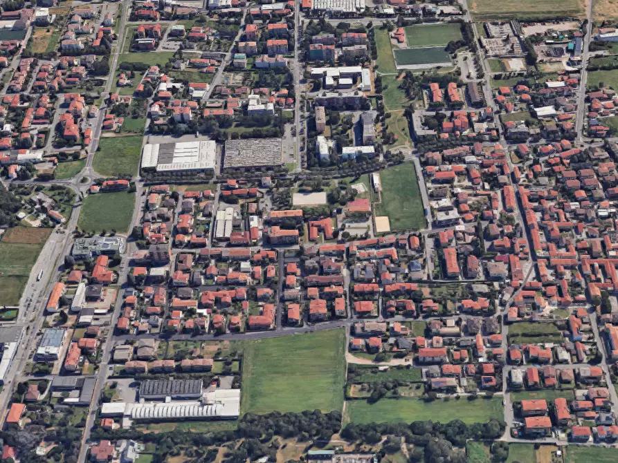 Immagine 7 di Garage in vendita  in Via Pirandello a Seregno