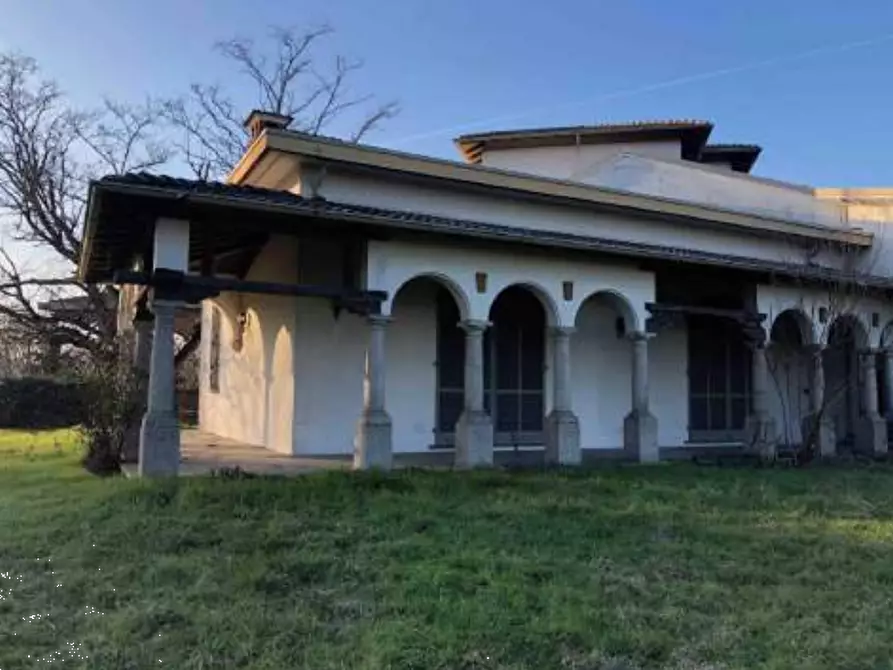 Immagine 3 di Villa in vendita  in Via Enrico Millo a Gazzola