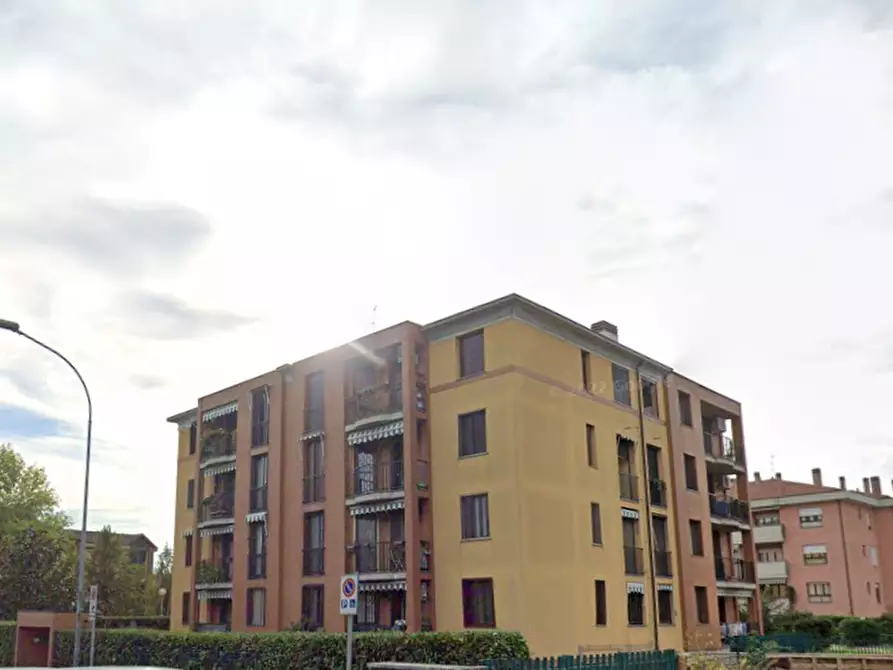 Immagine 3 di Appartamento in vendita  in Via Gaspara Stampa a Cernusco Sul Naviglio