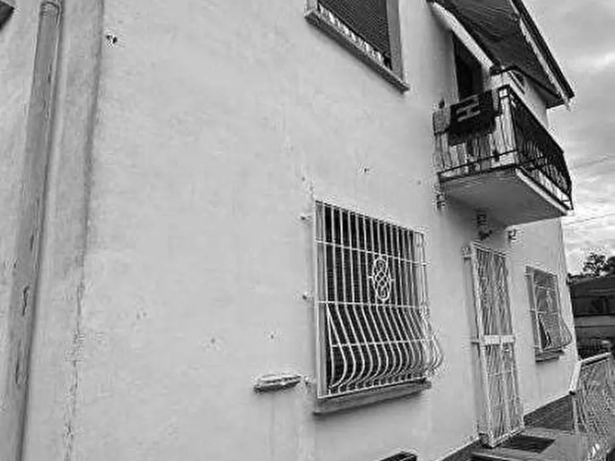 Immagine 7 di Villa in vendita  in Via Giovanni Pascoli a Cavaria Con Premezzo