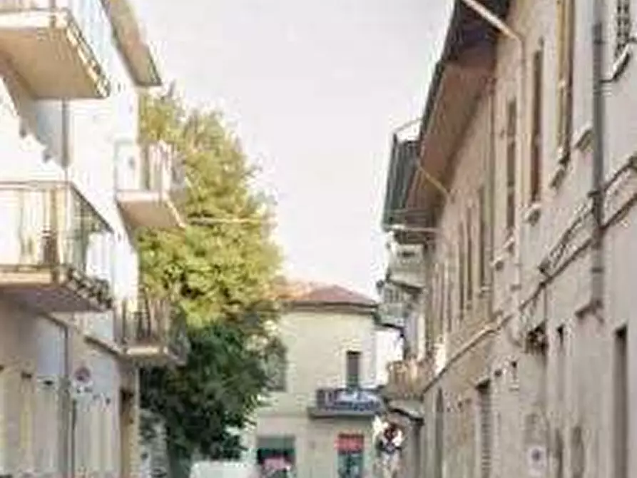 Immagine 2 di Appartamento in vendita  in Via Giuseppe Parini a Busto Arsizio