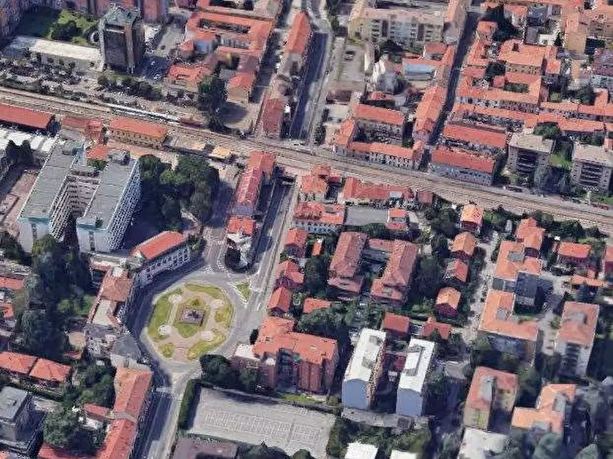 Immagine 16 di Appartamento in vendita  in Via Curtatone a Legnano