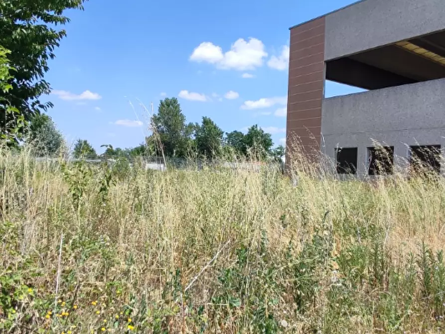 Immagine 2 di Capannone industriale in vendita  in Via Strada Privata Archimede a Rivanazzano