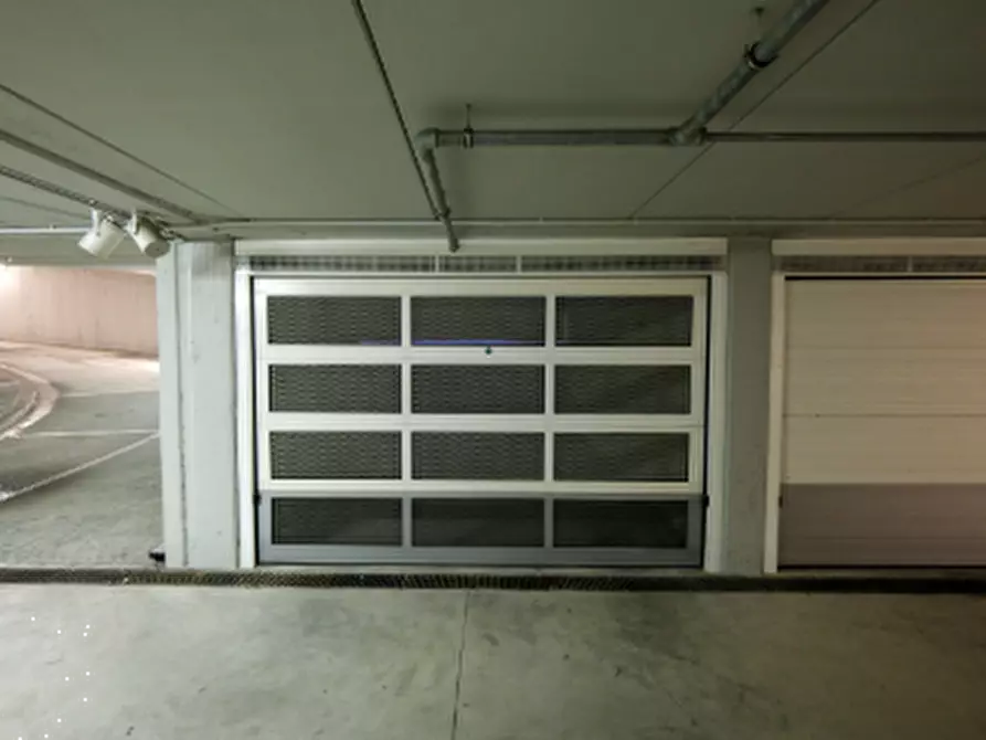 Immagine 1 di Garage in vendita  in Via Gaffurio a Lodi