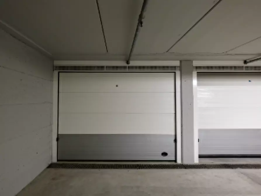 Immagine 1 di Garage in vendita  in Via Gaffurio a Lodi