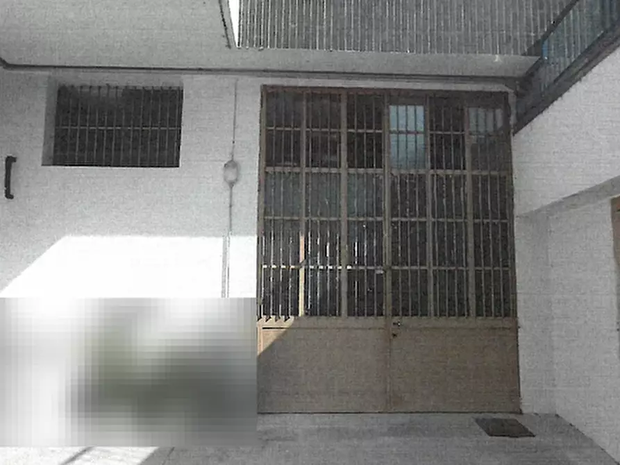 Immagine 1 di Magazzino in vendita  in Via Giuseppe Mazzini a Cassina De' Pecchi