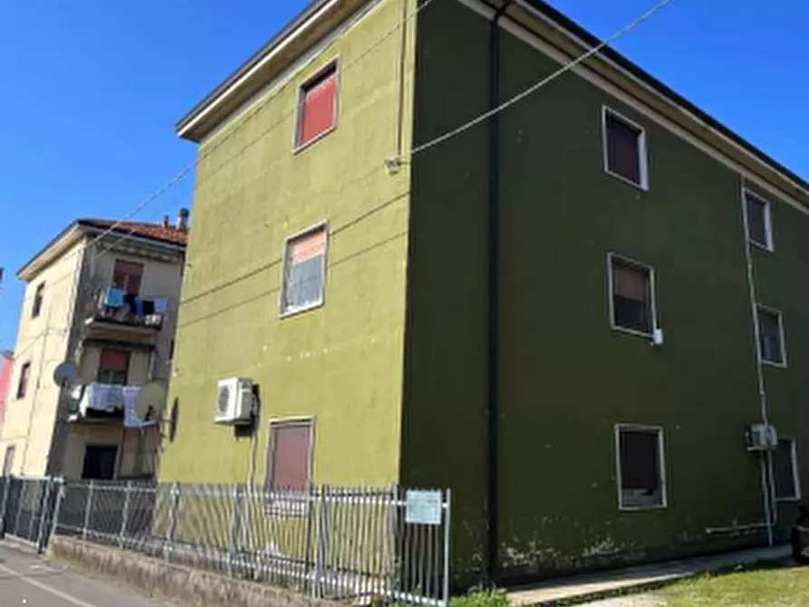 Immagine 5 di Appartamento in vendita  in Via Don Piazza  a Pozzo D'adda