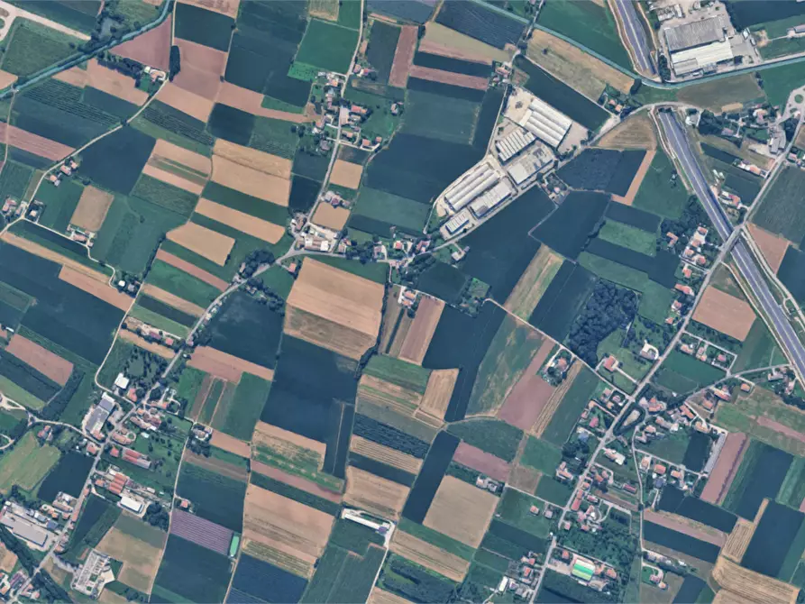 Immagine 14 di Casa indipendente in vendita  in Via Luigi Pastro a Volpago Del Montello