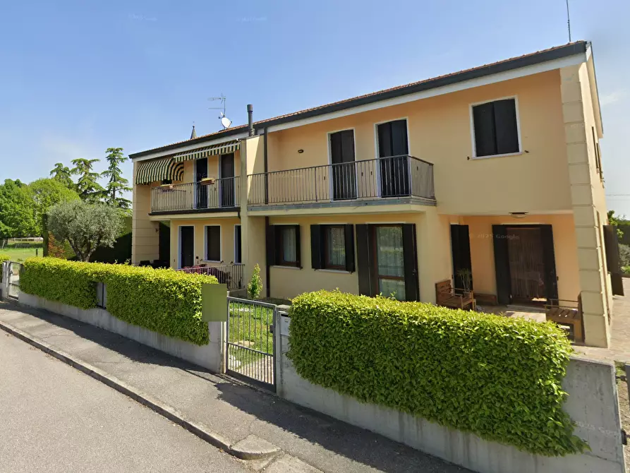 Immagine 3 di Porzione di casa in vendita  in Via Monsignor Carlo Liviero a Agna