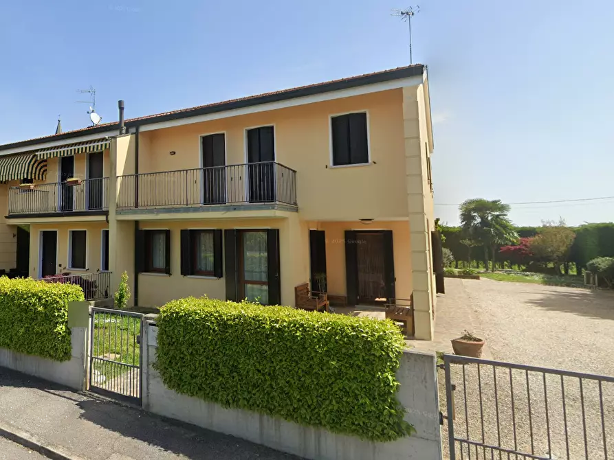 Immagine 7 di Porzione di casa in vendita  in Via Monsignor Carlo Liviero a Agna