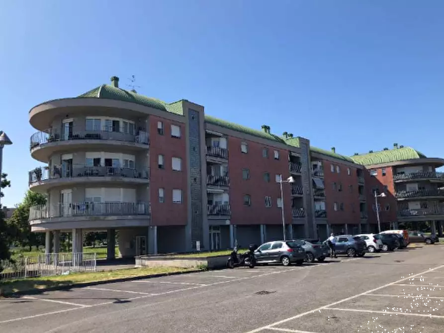 Immagine 2 di Appartamento in vendita  in Piazza dei Popoli a Pioltello