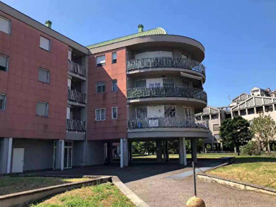 Immagine 3 di Appartamento in vendita  in Piazza dei Popoli a Pioltello