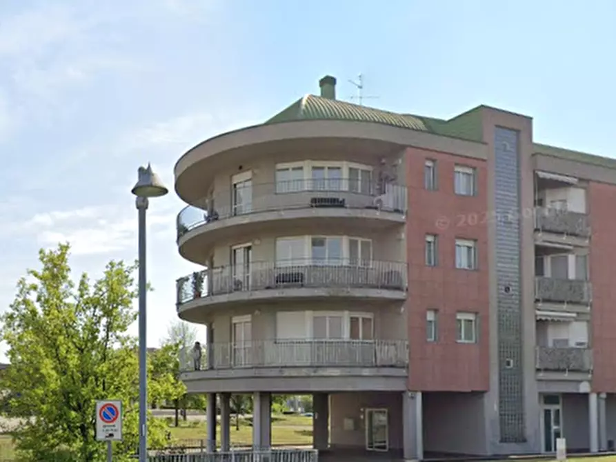 Immagine 11 di Appartamento in vendita  in Piazza dei Popoli a Pioltello