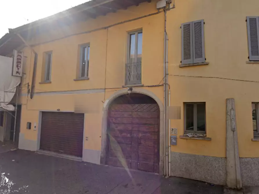 Immagine 2 di Appartamento in vendita  in Via Roma a Samarate