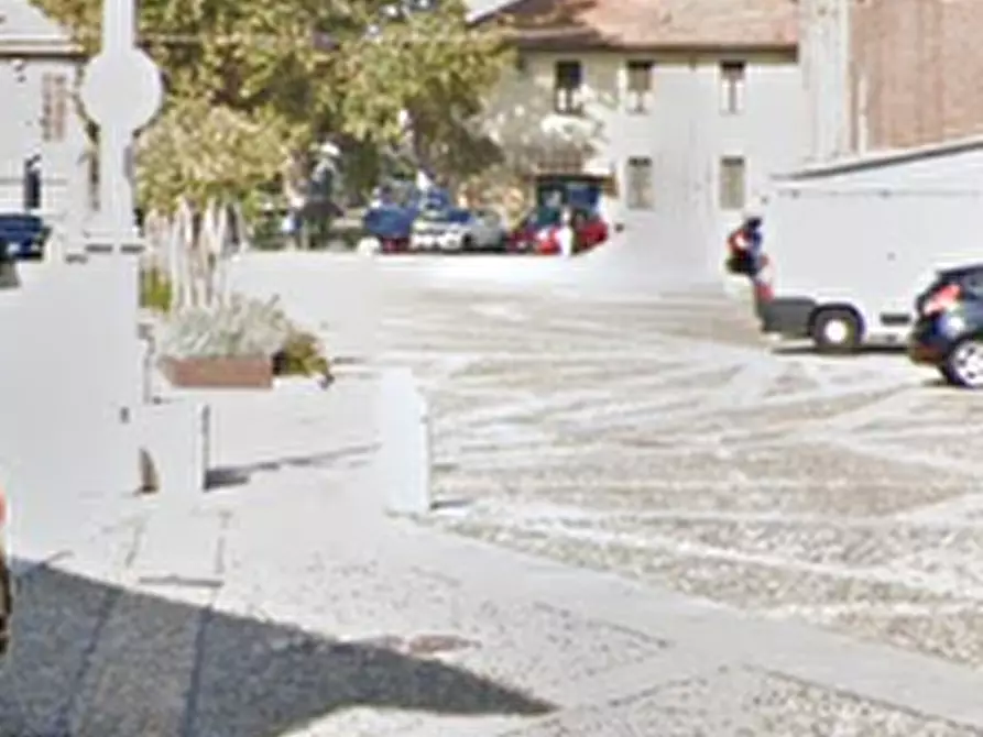 Immagine 12 di Appartamento in vendita  in Via Roma a Samarate