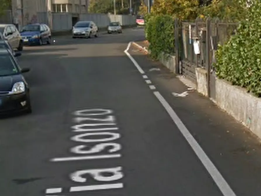 Immagine 6 di Capannone industriale in vendita  in Via Isonzo a Lacchiarella