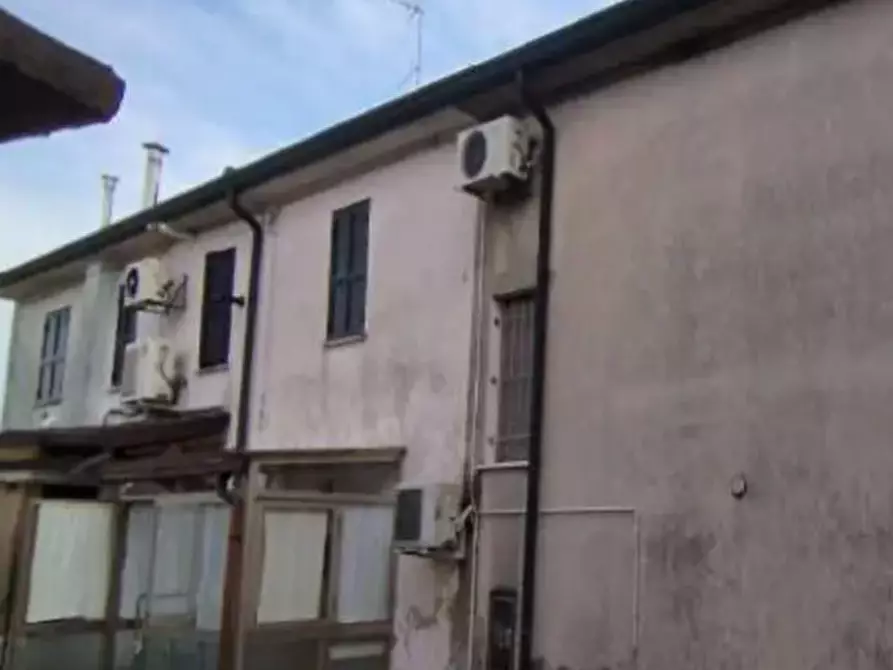 Immagine 14 di Porzione di casa in vendita  in Via Spin a Nogara