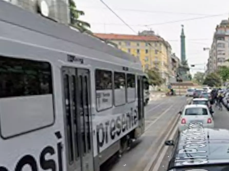 Immagine 17 di Appartamento in vendita  in Corso di Porta Vittoria a Milano