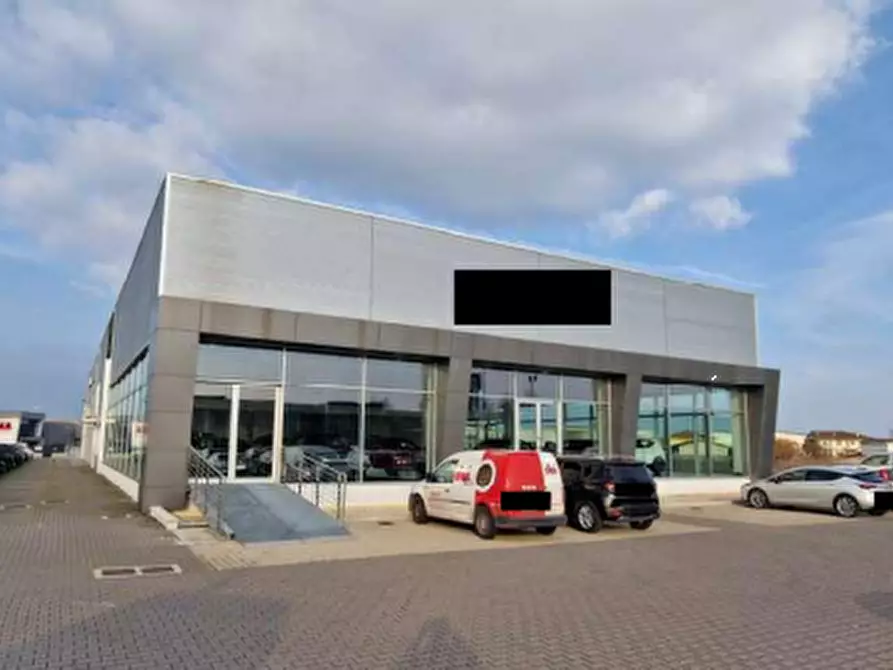Immagine 2 di Capannone industriale in vendita  in Via Saturno a Zevio