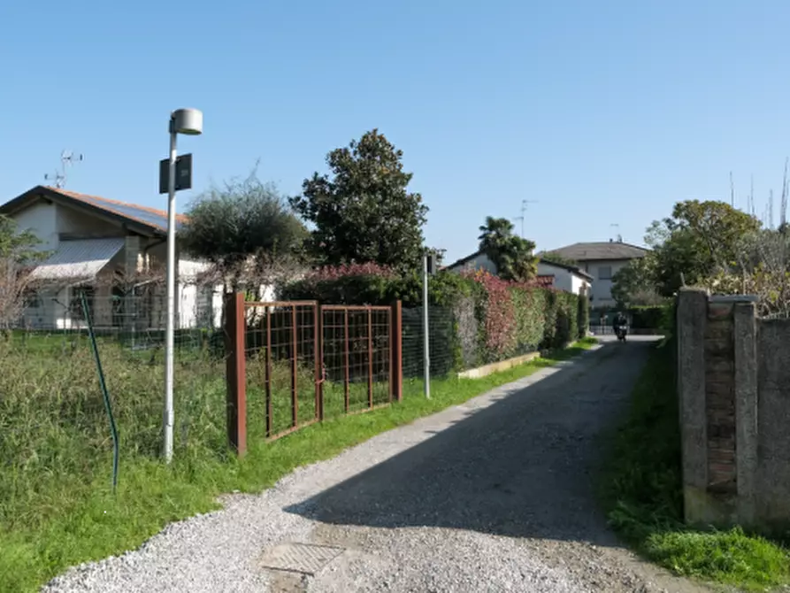 Immagine 2 di Terreno edificabile in vendita  in Via Monte Grappa a Inzago