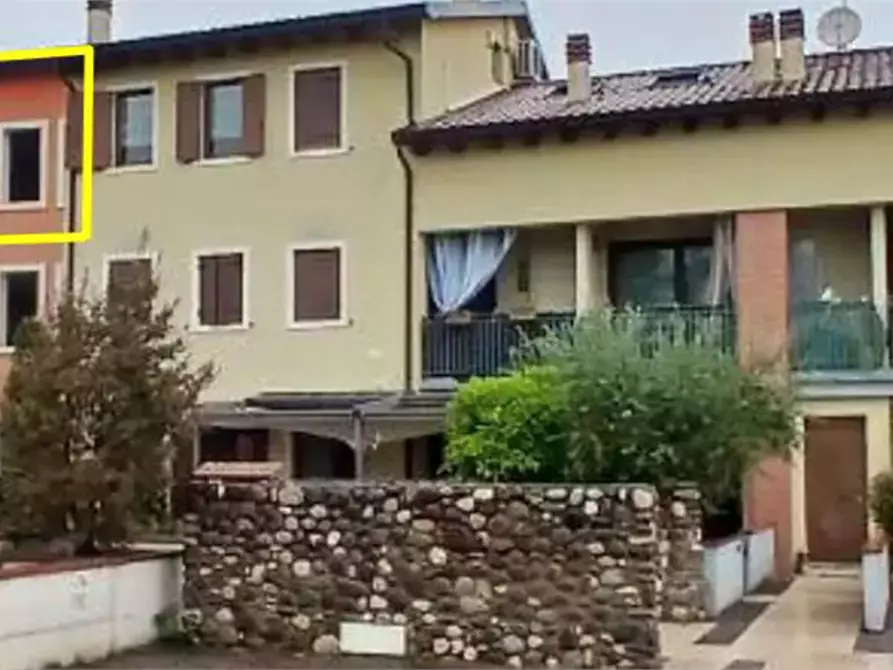 Immagine 6 di Appartamento in vendita  in Località Civel  a Bussolengo