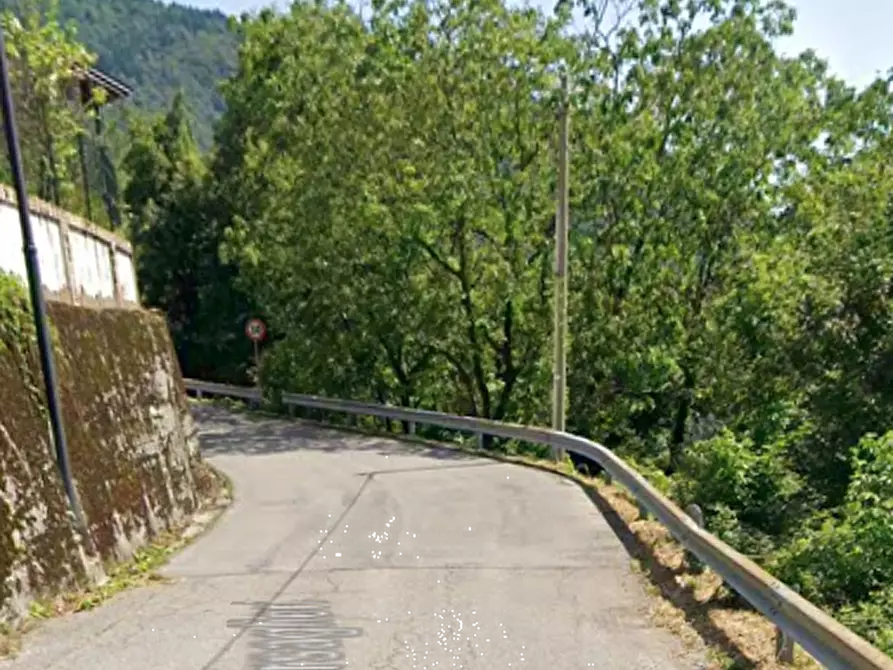 Immagine 9 di Stabile in vendita  in Frazione Cepletischis a Savogna