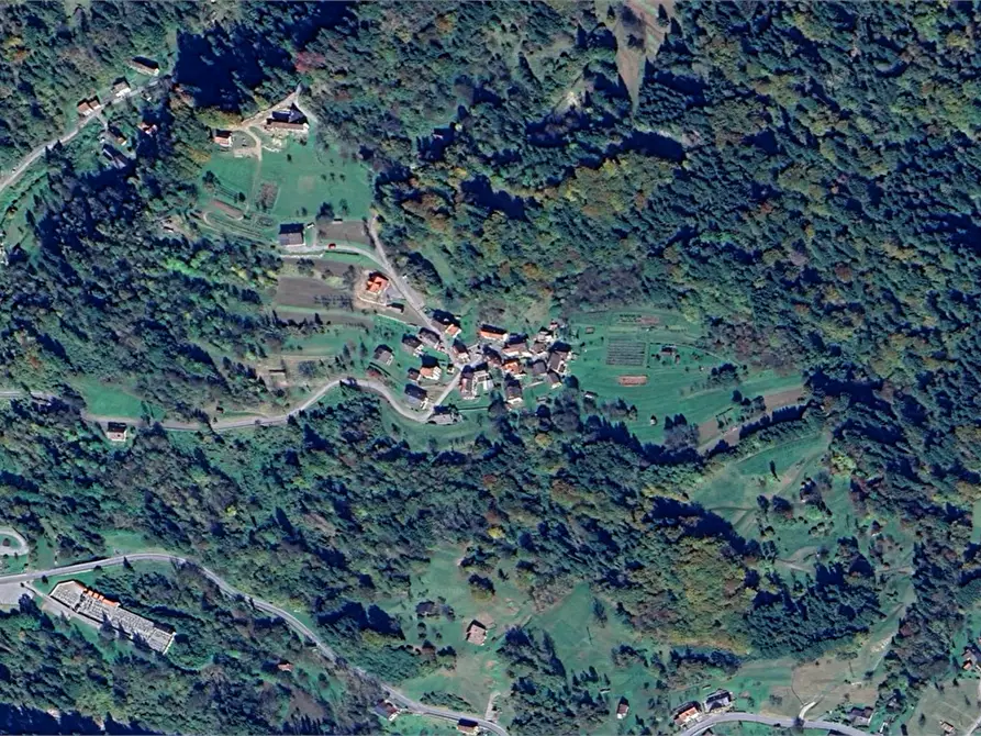 Immagine 1 di Casa indipendente in vendita  in Frazione Prico a Prato Carnico