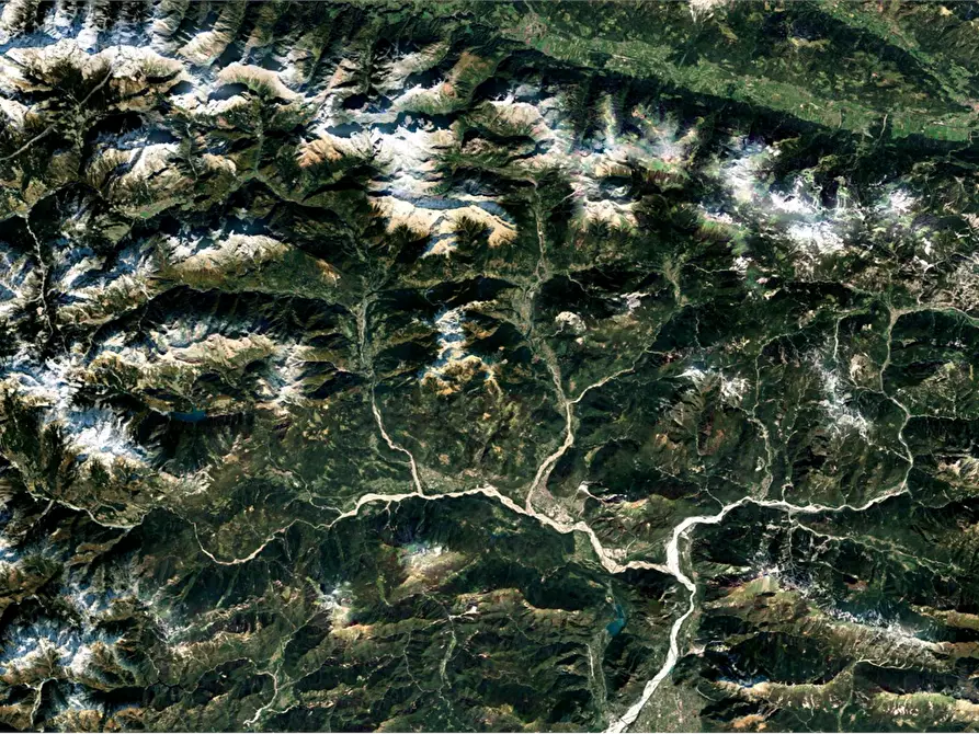 Immagine 15 di Casa indipendente in vendita  in Frazione Prico a Prato Carnico