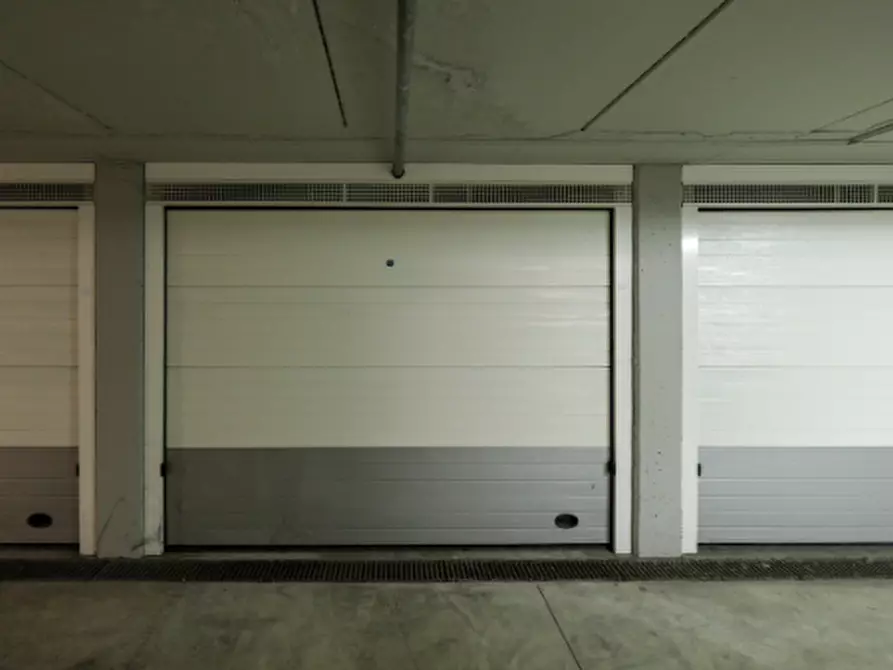 Immagine 1 di Garage in vendita  in Via Gaffurio a Lodi