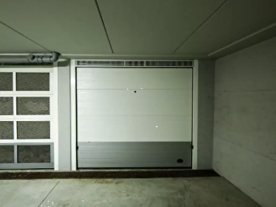 Immagine 1 di Garage in vendita  in Via Gaffurio a Lodi