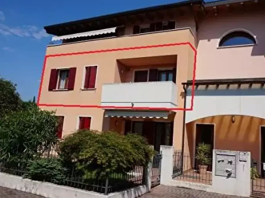 Immagine 3 di Appartamento in vendita  in Via Tenente Zanon  a Rossano Veneto