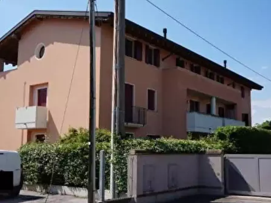 Immagine 7 di Appartamento in vendita  in Via Tenente Zanon  a Rossano Veneto