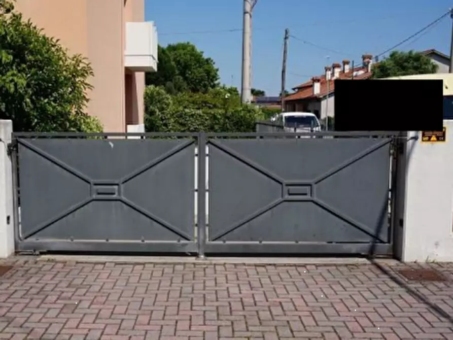 Immagine 16 di Appartamento in vendita  in Via Tenente Zanon  a Rossano Veneto