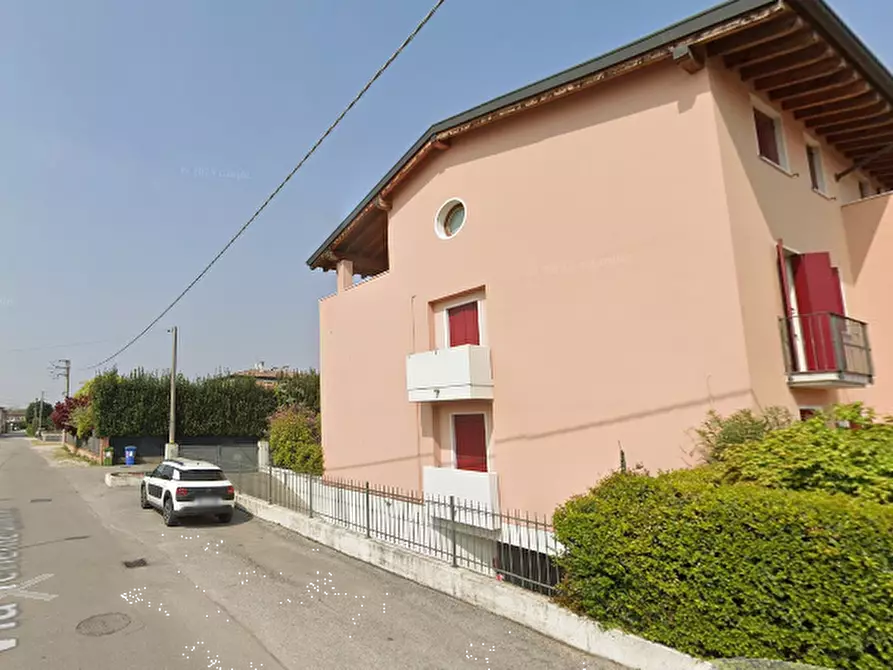 Immagine 18 di Appartamento in vendita  in Via Tenente Zanon  a Rossano Veneto